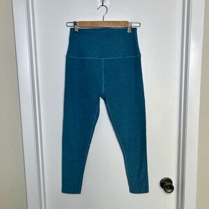 Beyond Yoga Spacedye Walk And Talk High Waisted Capri Legging, Lt. Blue, Size L